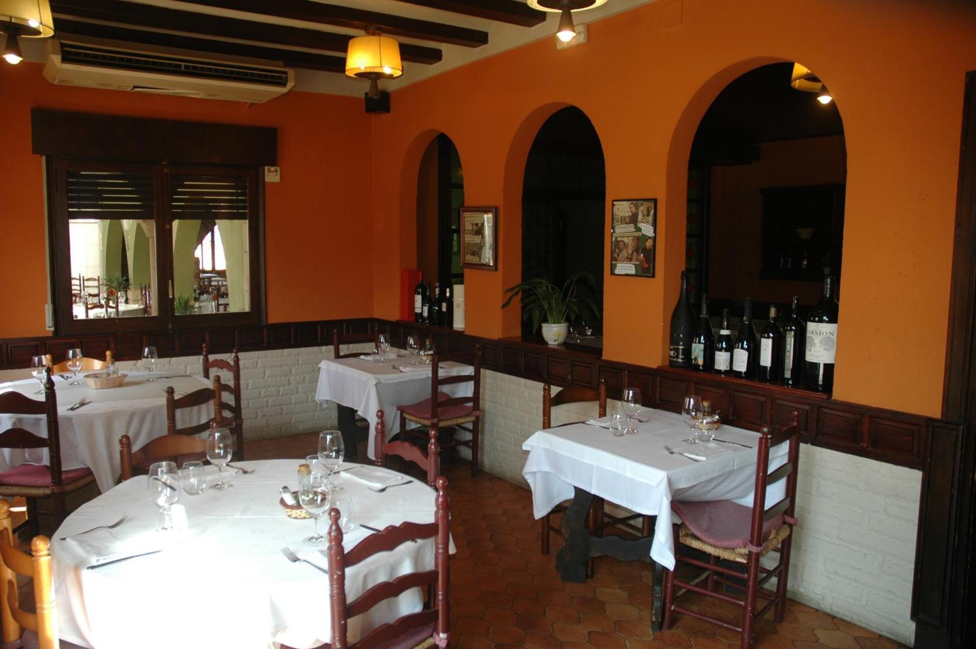 埃尔博斯克餐厅酒店 Banyeres del Penedes 外观 照片