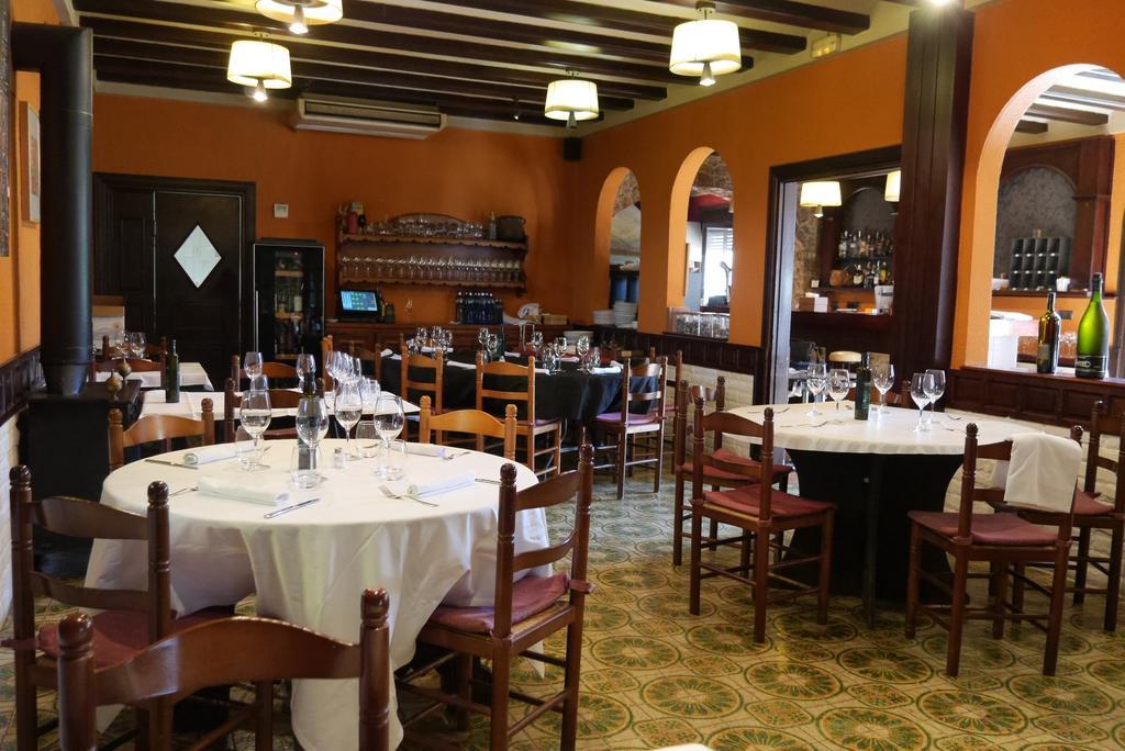 埃尔博斯克餐厅酒店 Banyeres del Penedes 外观 照片